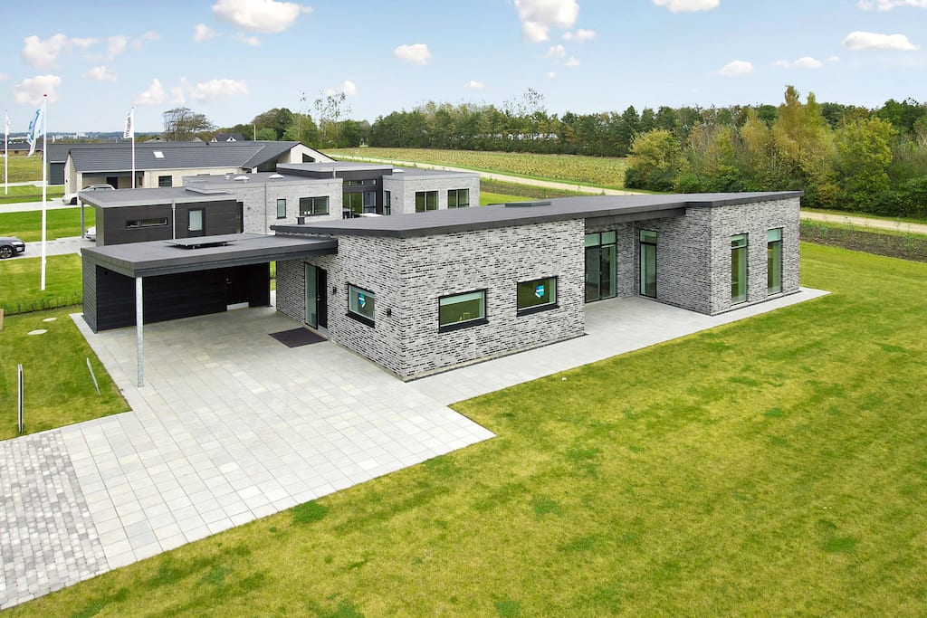 K2 Huset bygger Arkitec - facade og have